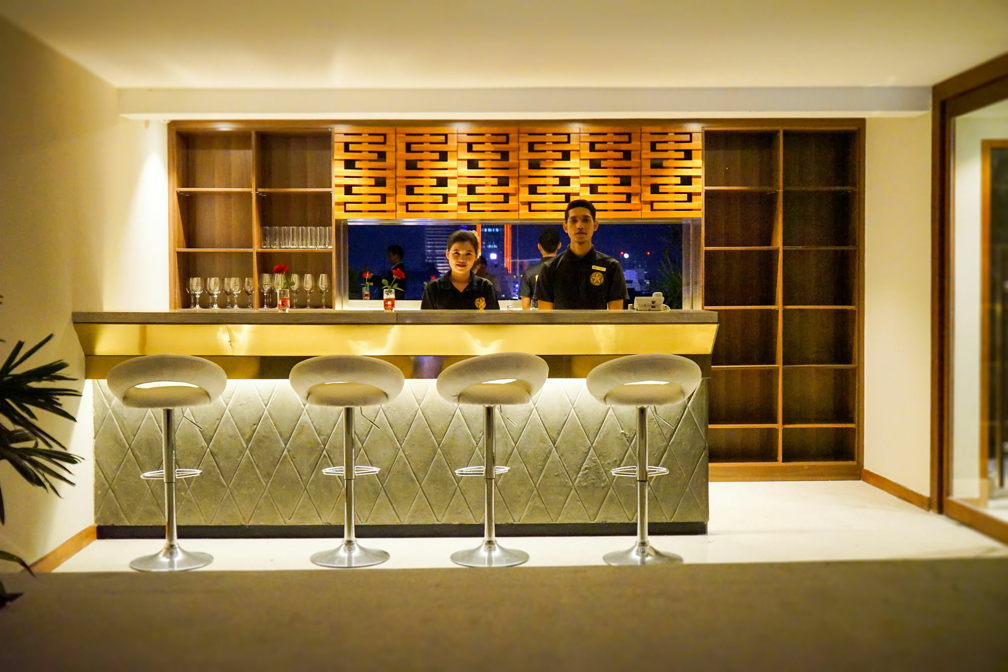 G Mekong Hotel Phom Penh Пном Пен Екстериор снимка